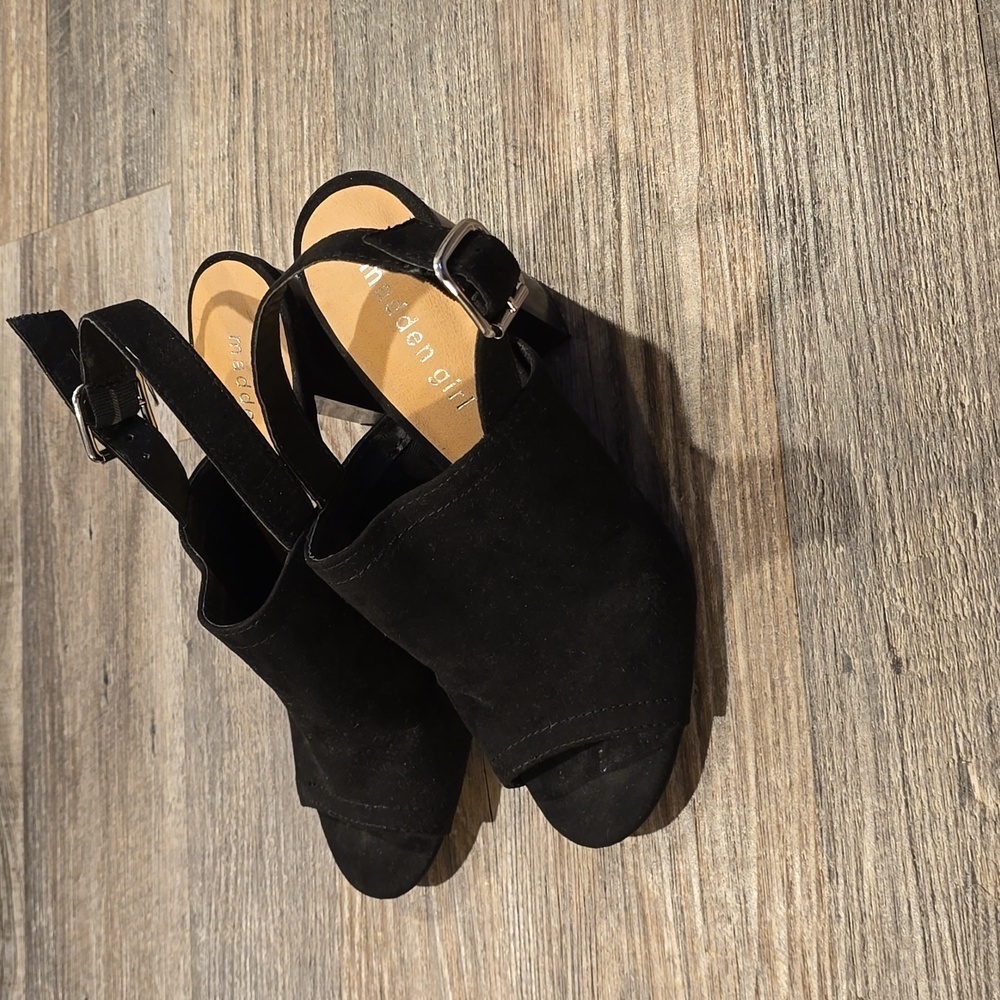 Madden‎ Girl Hana black slingback heeled sandals | Size 7​ - Picture 3 of 10